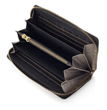 Lade das Bild in den Galerie-Viewer, Panama Studs