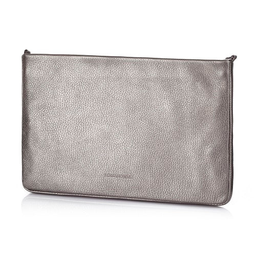 Stylische Clutch Bag im Dunklen Metallic Leder und Pinken Innenfutter. Hat eine Kette zum Umhängen und eine kleine Innentasche. Die Tasche wird mit einem Reißverschluss geschlossen. 